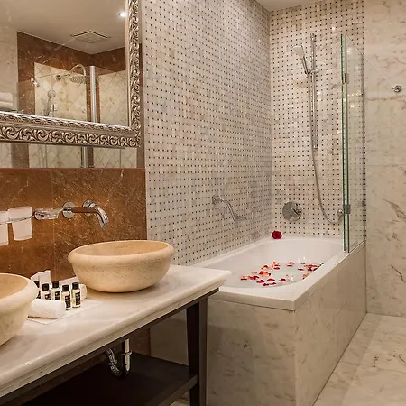 Villa Plaza Boutique Hotel & Spa Presov Exterior photo